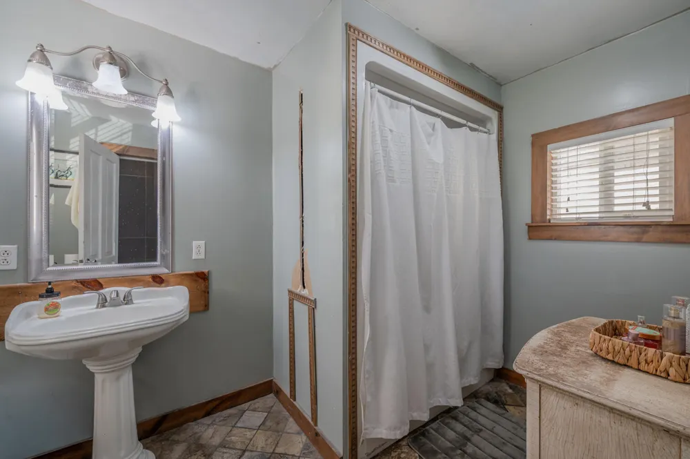 69 Myers Avenue Trion, GA 30753
