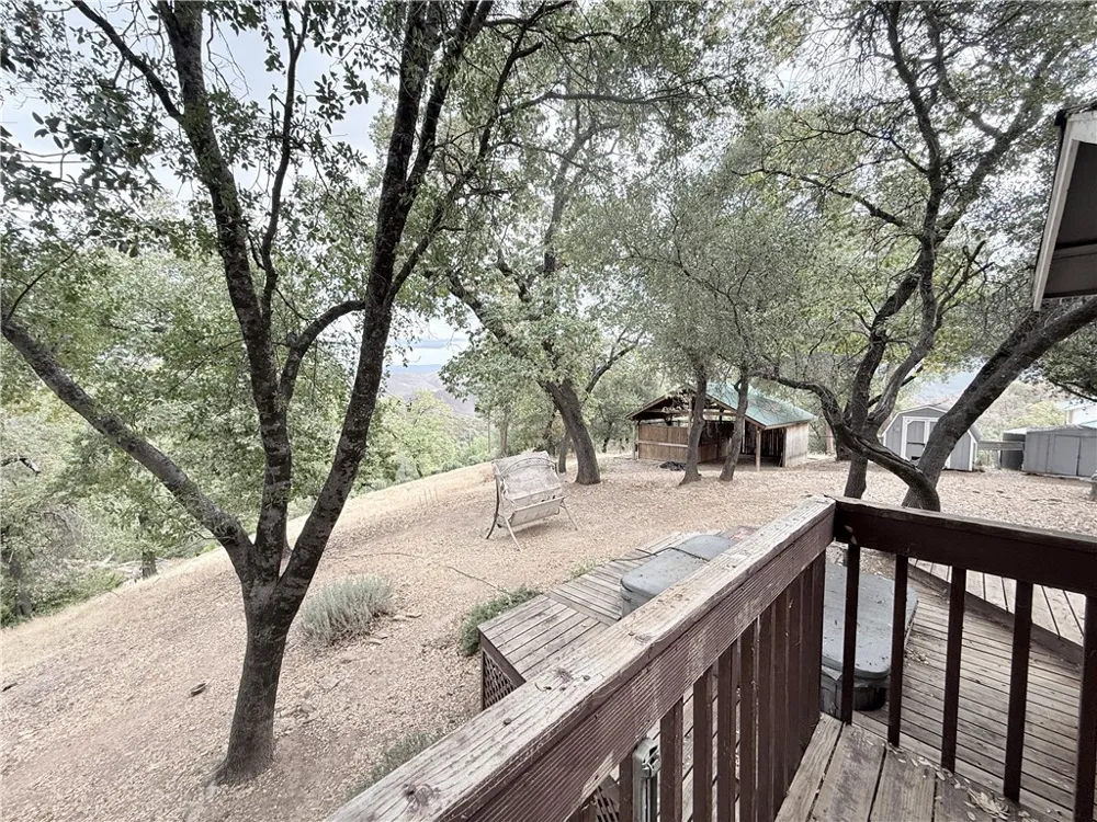 5264 Davis Road Midpines, CA 95345