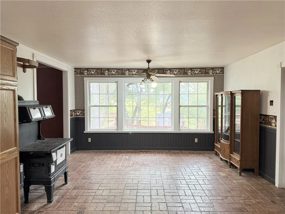 5264 Davis Road Midpines, CA 95345