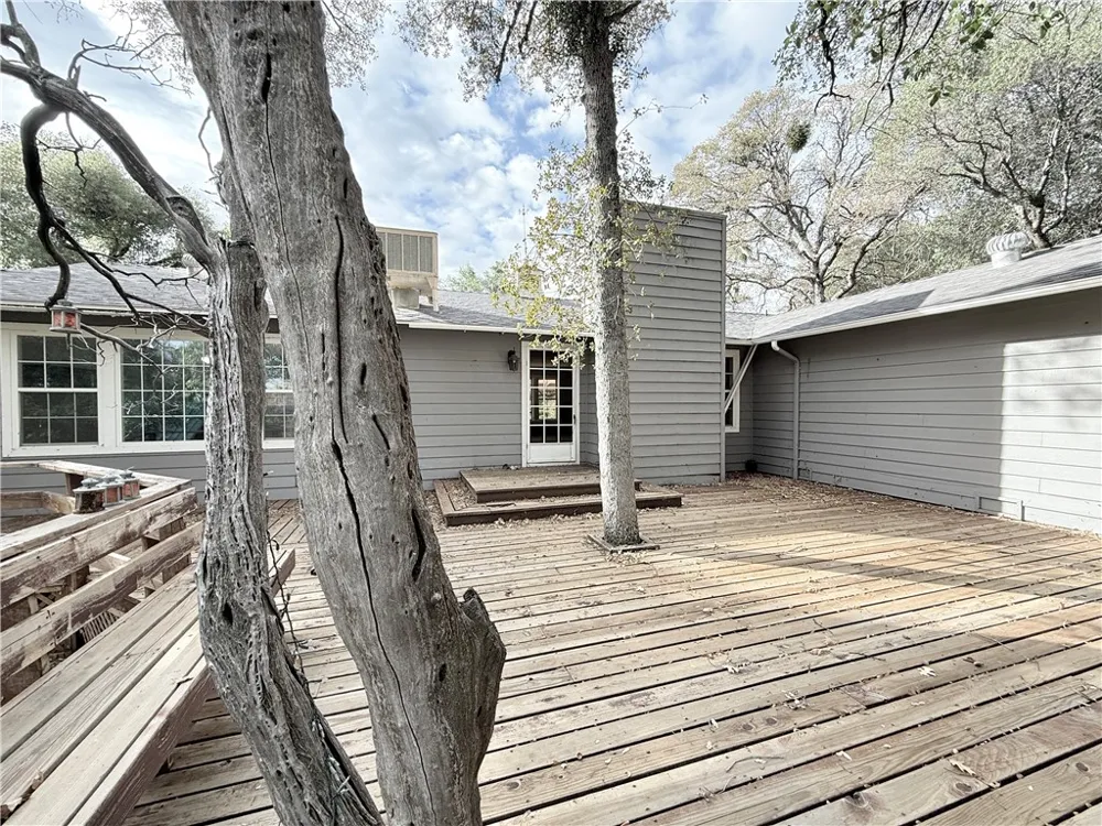 5264 Davis Road Midpines, CA 95345