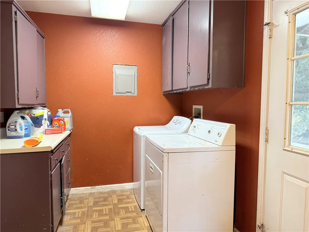 5264 Davis Road Midpines, CA 95345