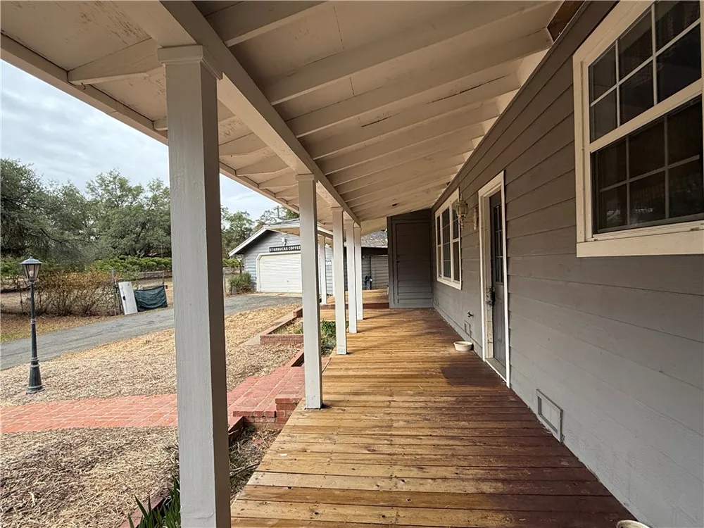 5264 Davis Road Midpines, CA 95345