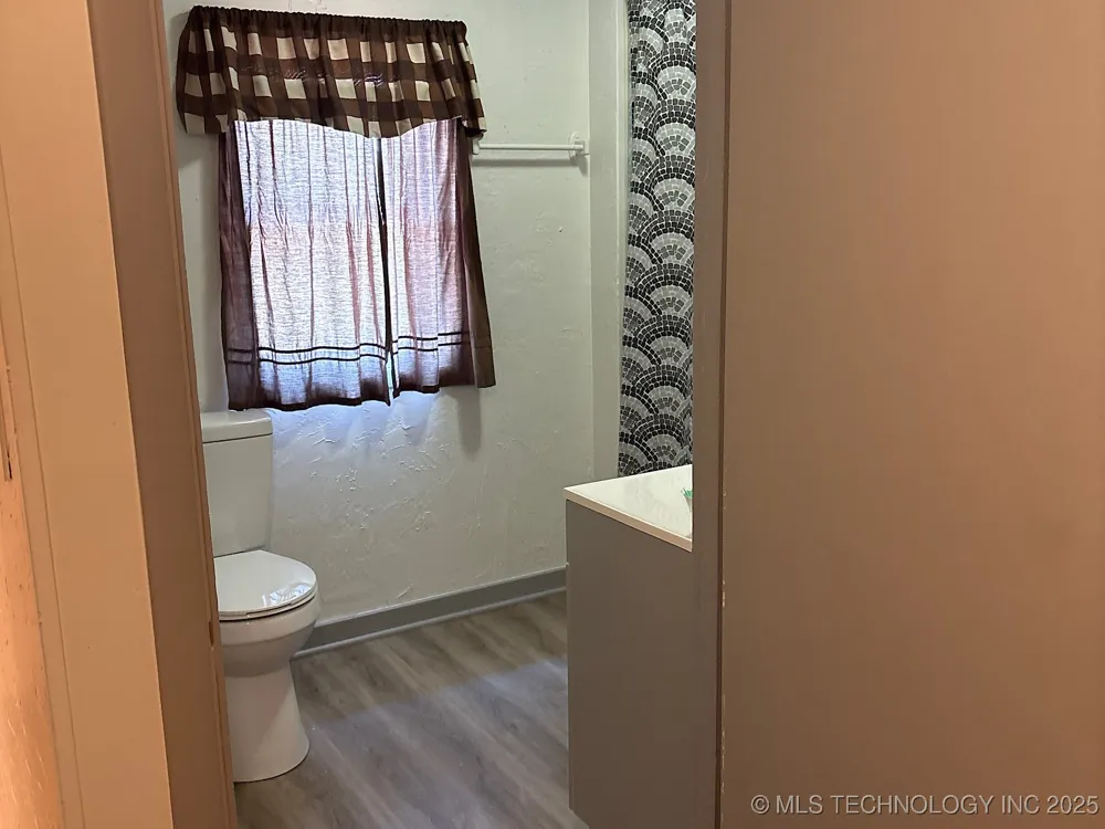 316 W Beaumont Avenue Yale, OK 74085
