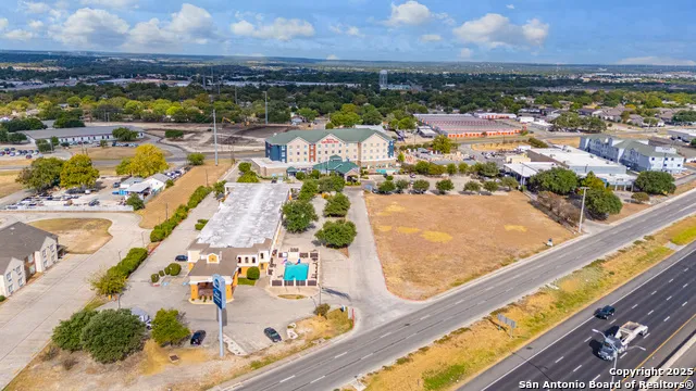 1501 Business IH 35 New Braunfels, TX 78130