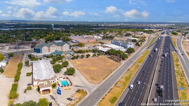 1501 Business IH 35 New Braunfels, TX 78130