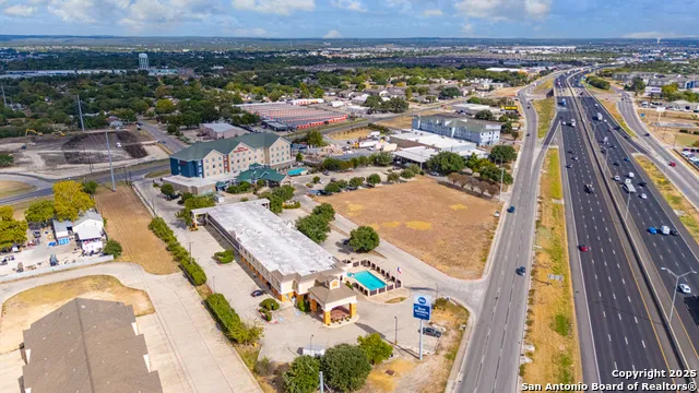 1501 Business IH 35 New Braunfels, TX 78130