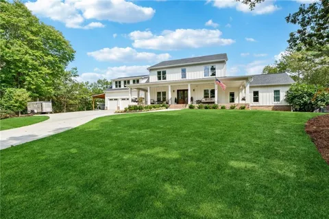 38 Mountain Ridge Road NE
