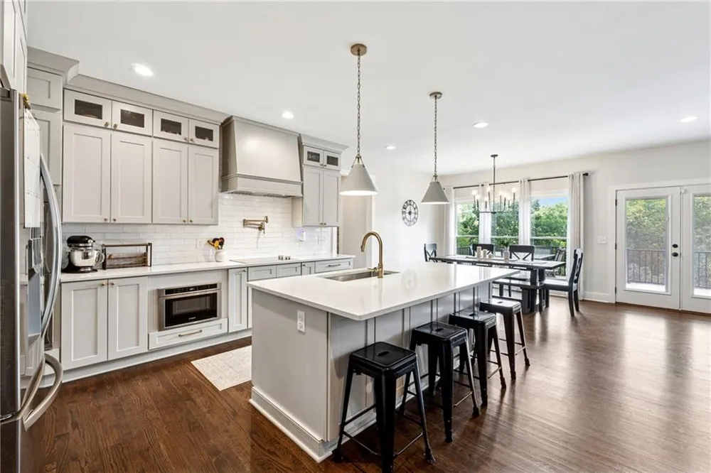 38 Mountain Ridge Road NE White, GA 30184