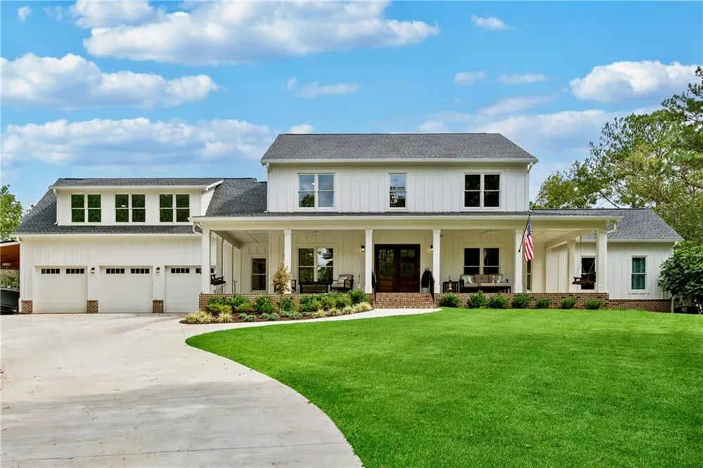 38 Mountain Ridge Road NE White, GA 30184