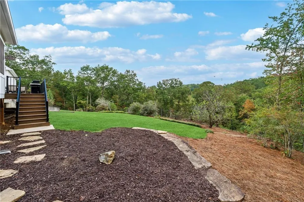 38 Mountain Ridge Road NE White, GA 30184