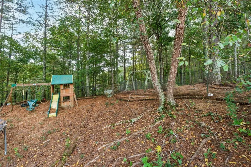 38 Mountain Ridge Road NE White, GA 30184