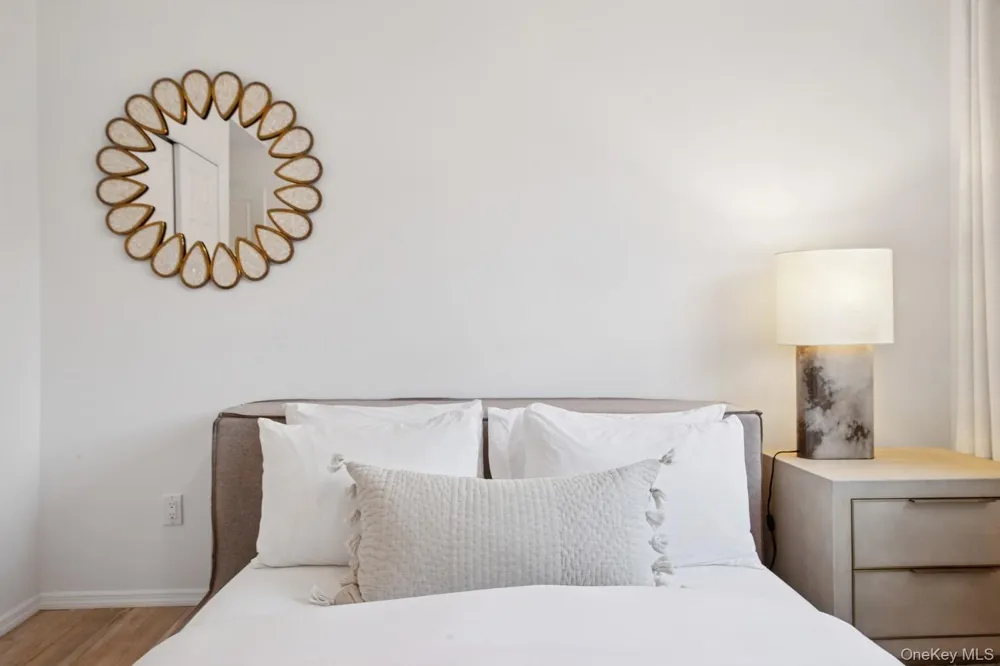 62 Sea Farm Lane Bridgehampton, NY 11932