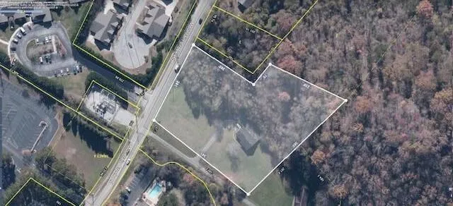 1161 Mountain Creek Road Chattanooga, TN 37405