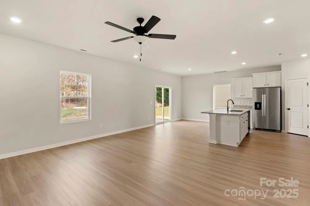 1072 Russell Drive Winston Salem, NC 27127
