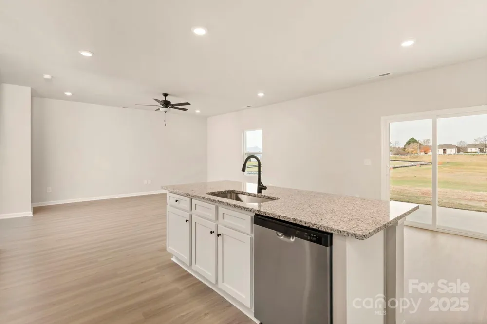 1072 Russell Drive Winston Salem, NC 27127