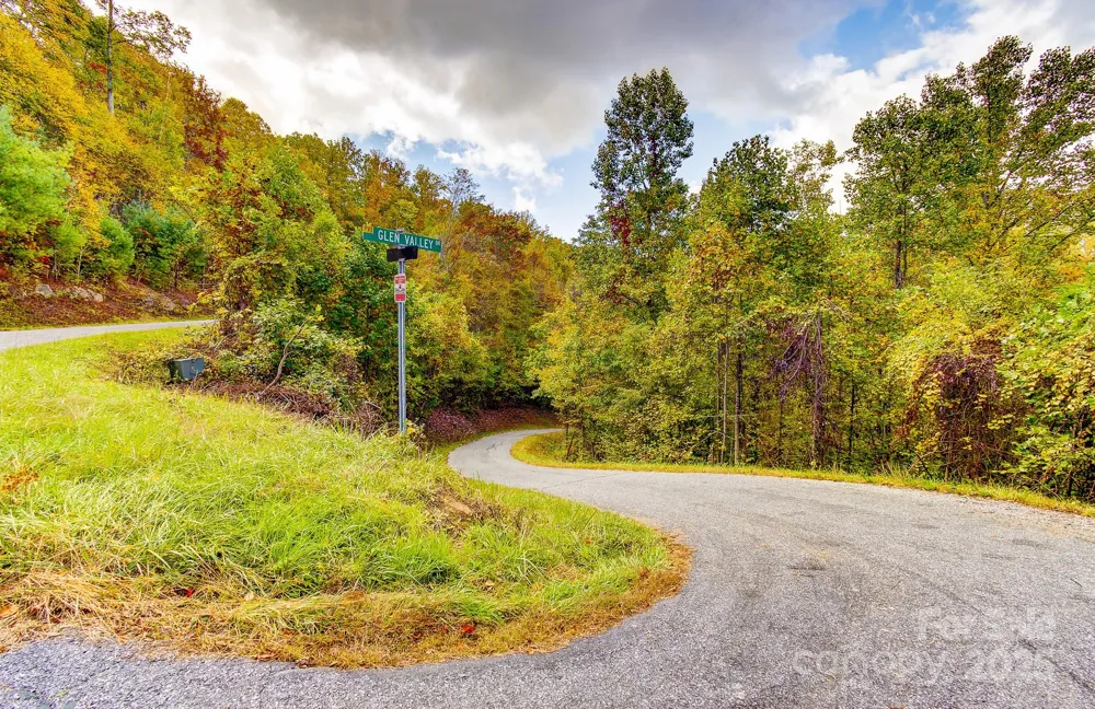443 Glen Valley Drive Weaverville, NC 28787
