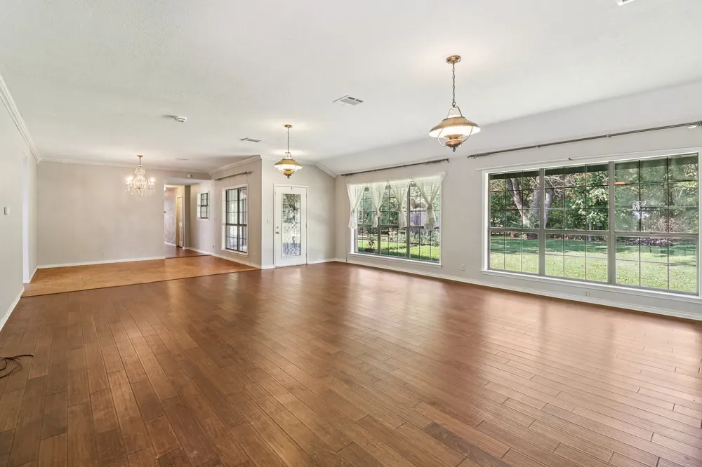 329 Lowell Road Milford, TX 76670
