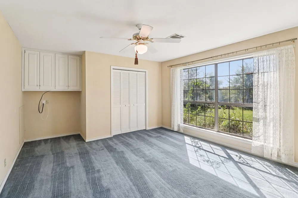 329 Lowell Road Milford, TX 76670