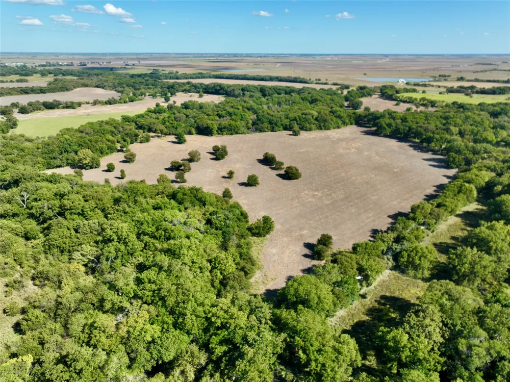 329 Lowell Road Milford, TX 76670