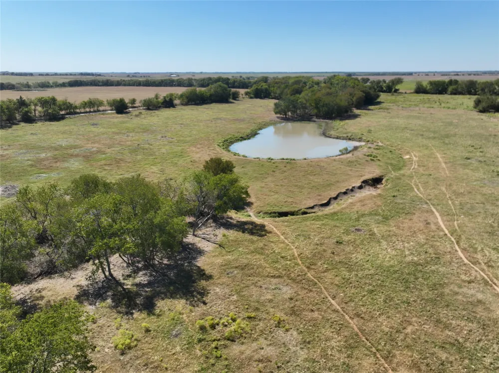 329 Lowell Road Milford, TX 76670