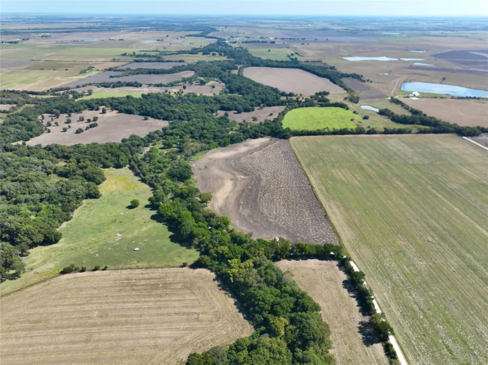 329 Lowell Road Milford, TX 76670