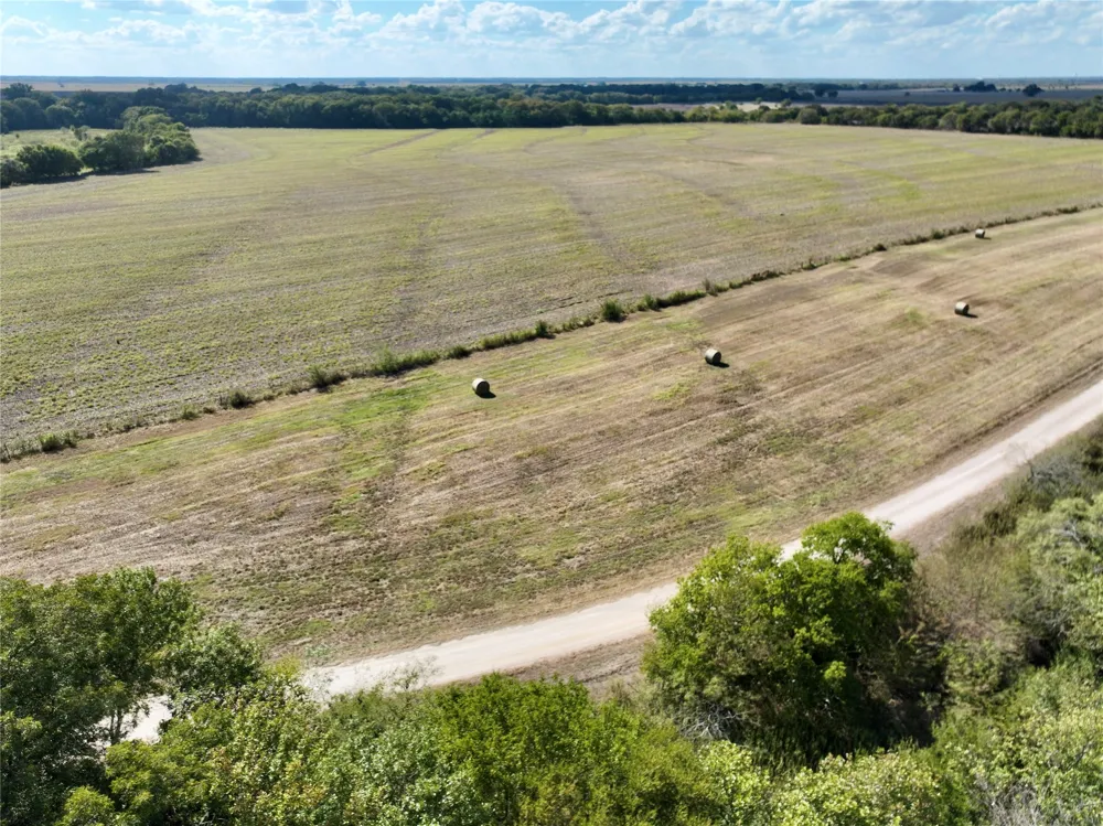 329 Lowell Road Milford, TX 76670