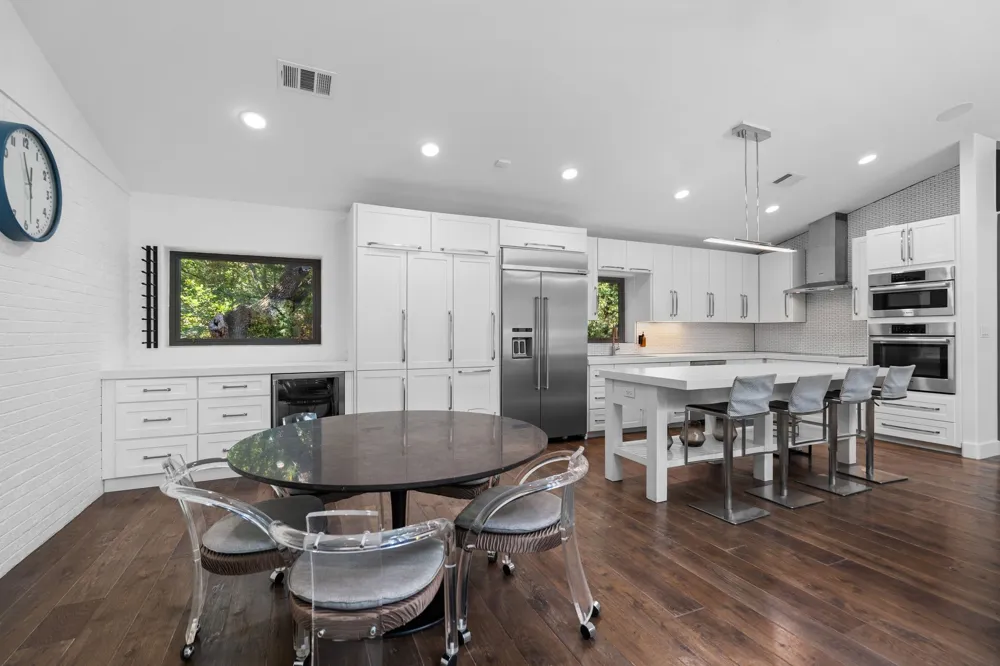 20 Horseshoe Drive Highland Village, TX 75077