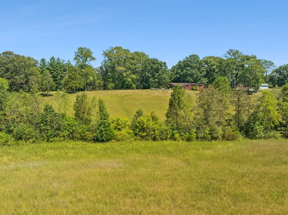 8272 Burgess Falls Rd Baxter, TN 38544