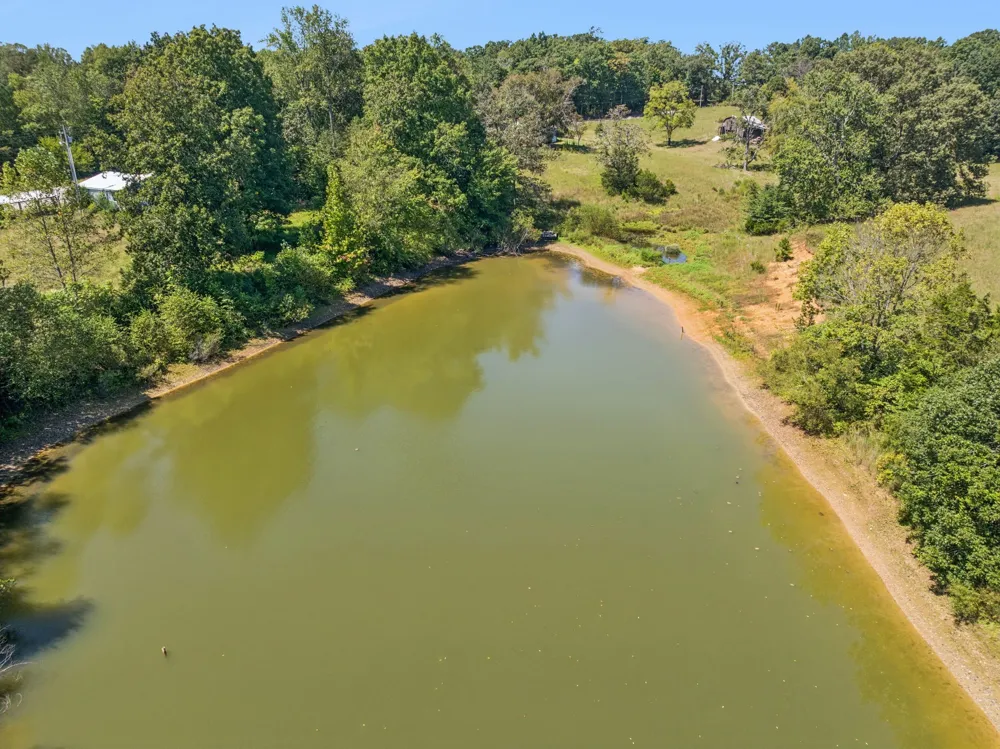 8272 Burgess Falls Rd Baxter, TN 38544