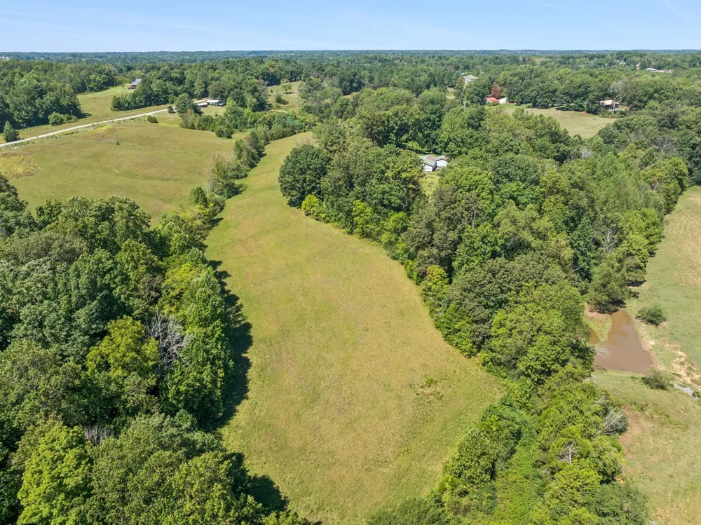 8272 Burgess Falls Rd Baxter, TN 38544