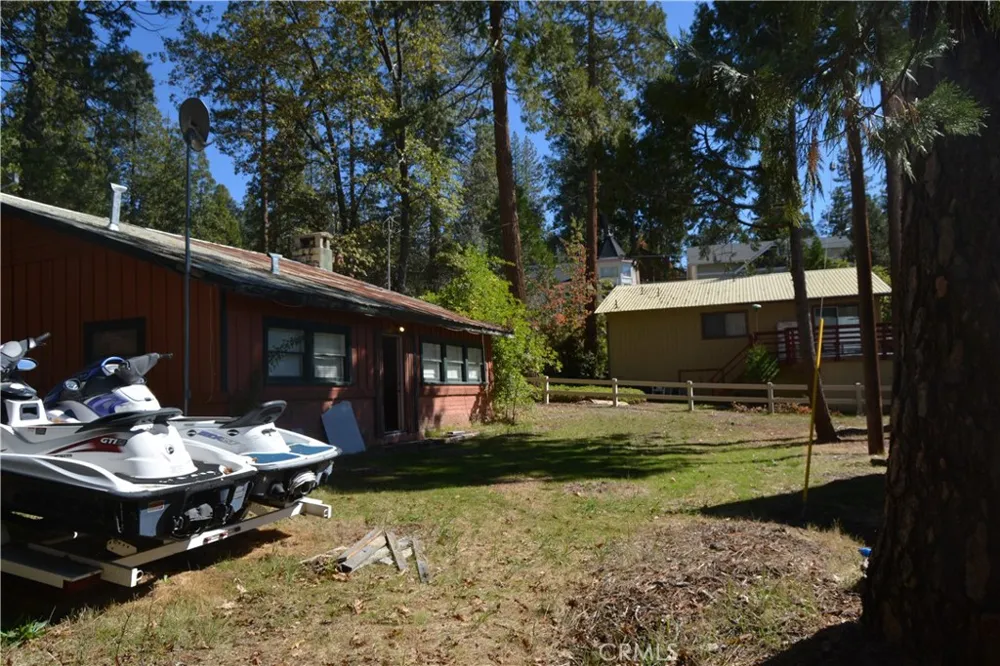 39656 Red Bud Bass Lake, CA 93604