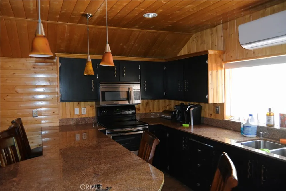 39656 Red Bud Bass Lake, CA 93604