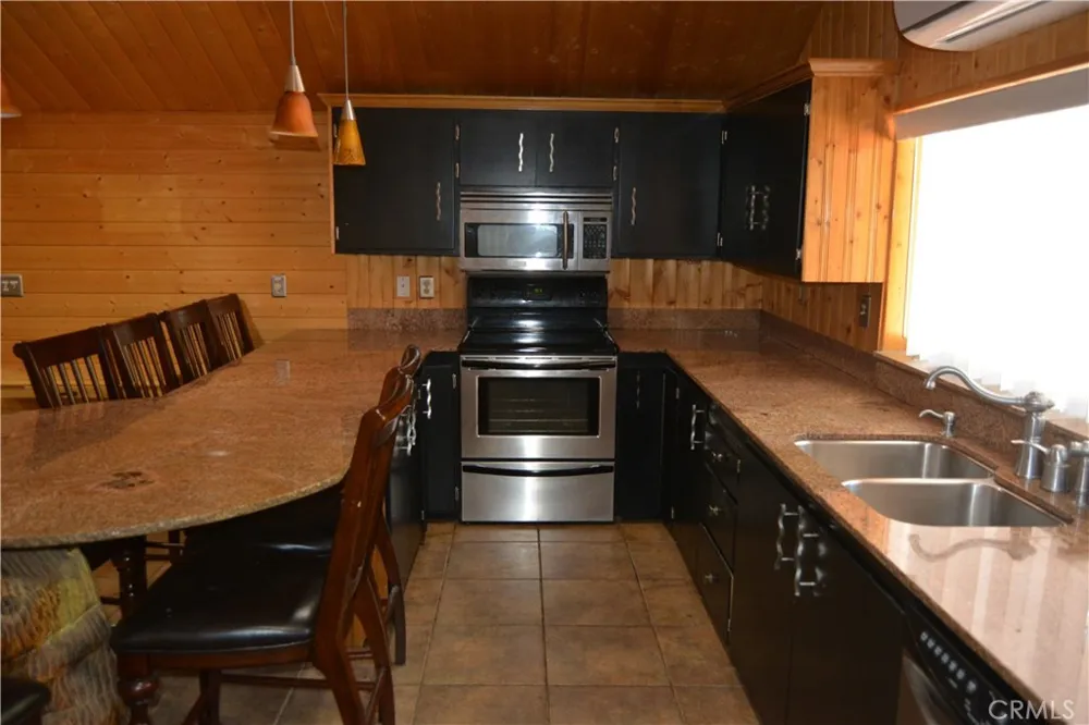 39656 Red Bud Bass Lake, CA 93604
