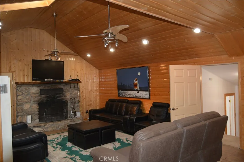 39656 Red Bud Bass Lake, CA 93604