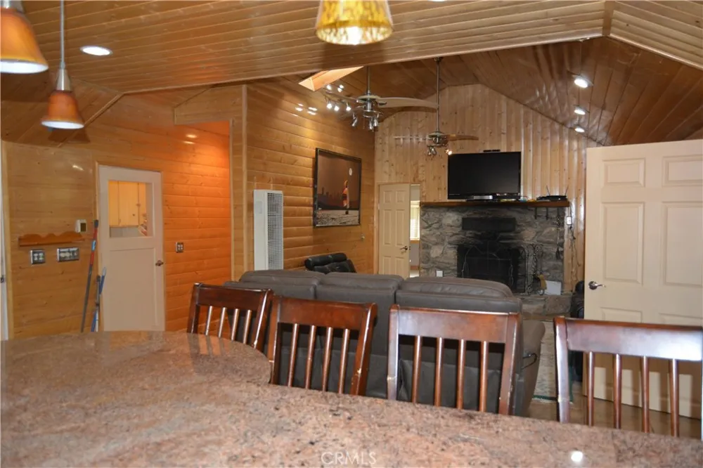 39656 Red Bud Bass Lake, CA 93604