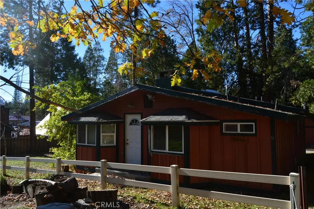 39656 Red Bud Bass Lake, CA 93604