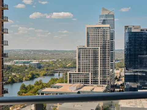 200 Congress Avenue #23C