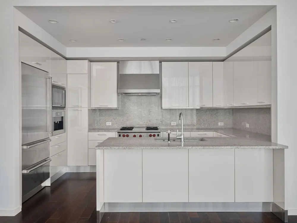 200 Congress Avenue #23C Austin, TX 78701