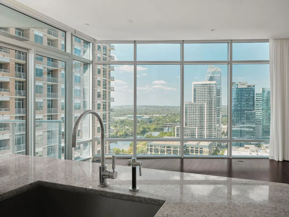 200 Congress Avenue #23C Austin, TX 78701