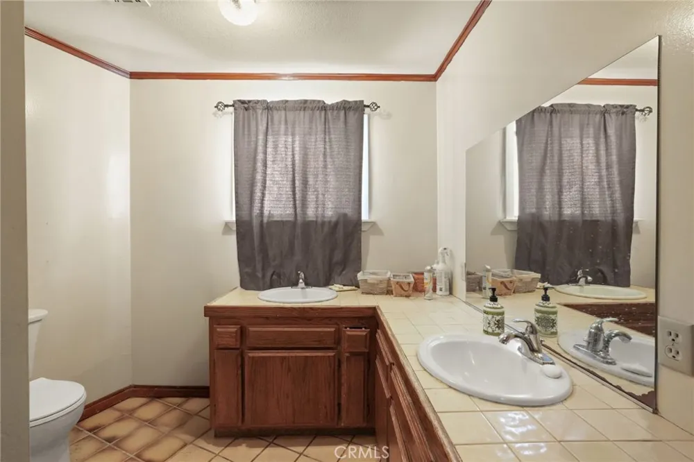 9555 E Avenue T14 Littlerock, CA 93543