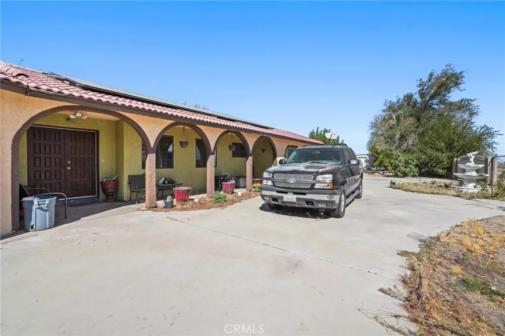 9555 E Avenue T14 Littlerock, CA 93543