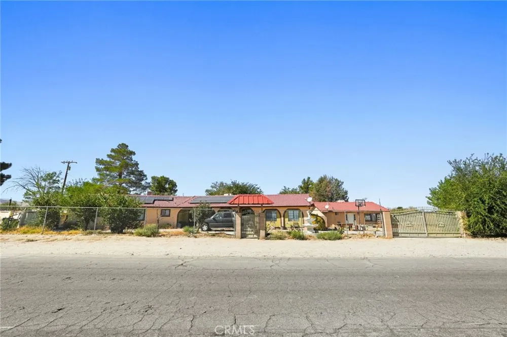 9555 E Avenue T14 Littlerock, CA 93543