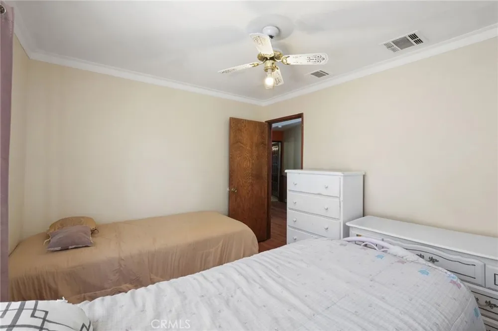 9555 E Avenue T14 Littlerock, CA 93543