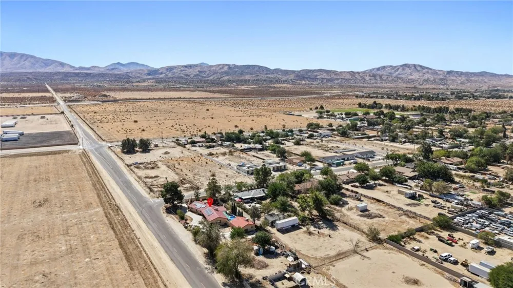 9555 E Avenue T14 Littlerock, CA 93543
