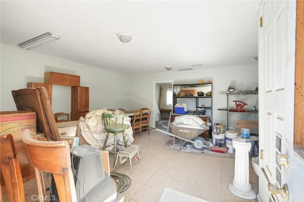 9555 E Avenue T14 Littlerock, CA 93543