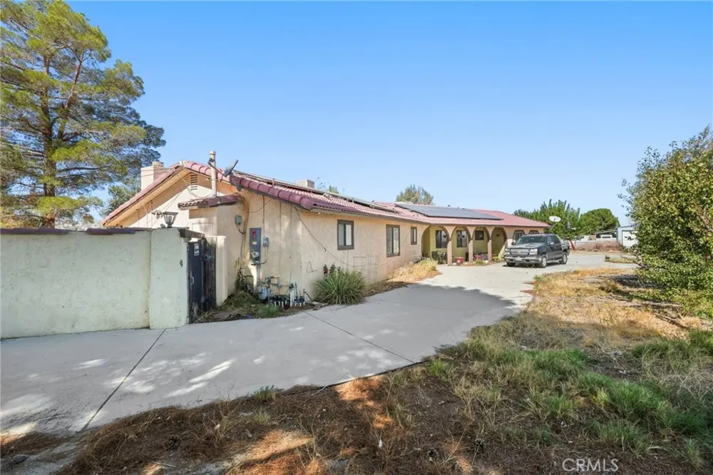 9555 E Avenue T14 Littlerock, CA 93543