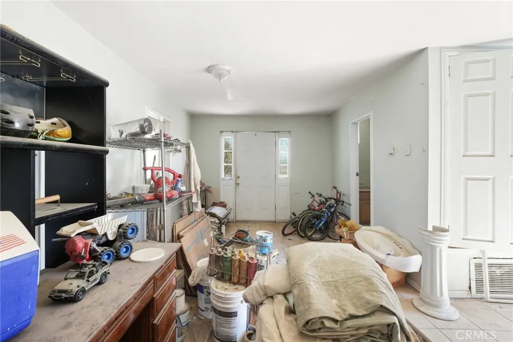 9555 E Avenue T14 Littlerock, CA 93543