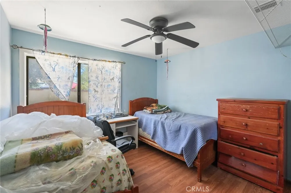 9555 E Avenue T14 Littlerock, CA 93543