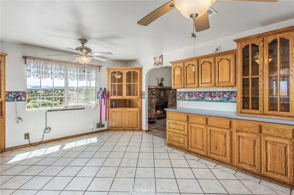7045 Oak Hill Road Oak Hills, CA 92344