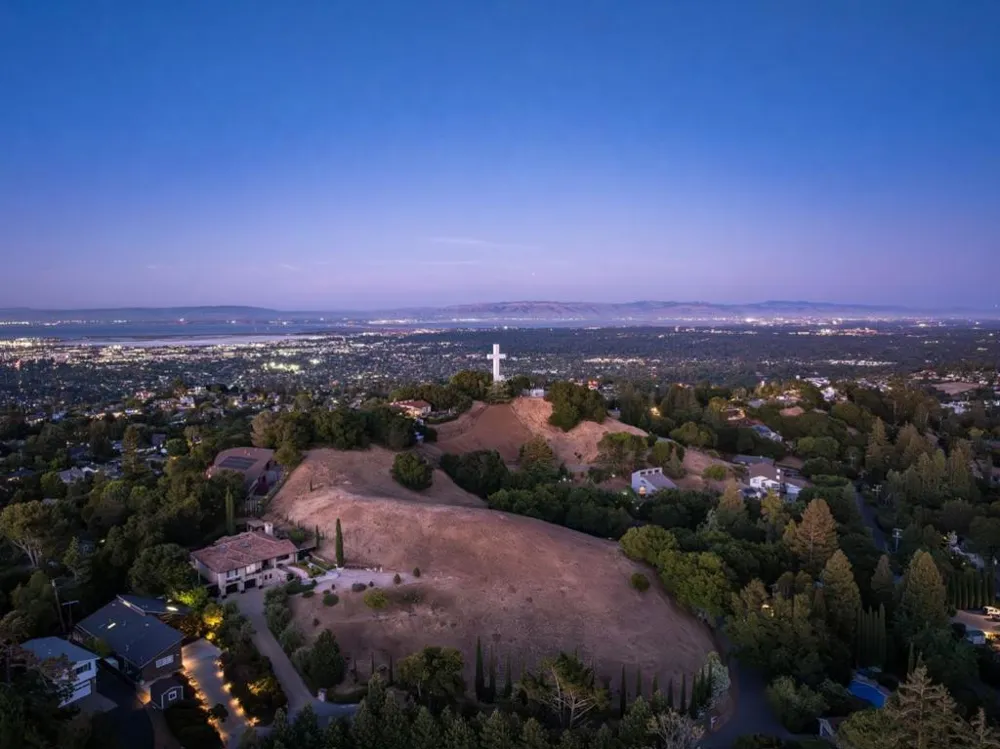 West California Way Redwood City, CA 94062